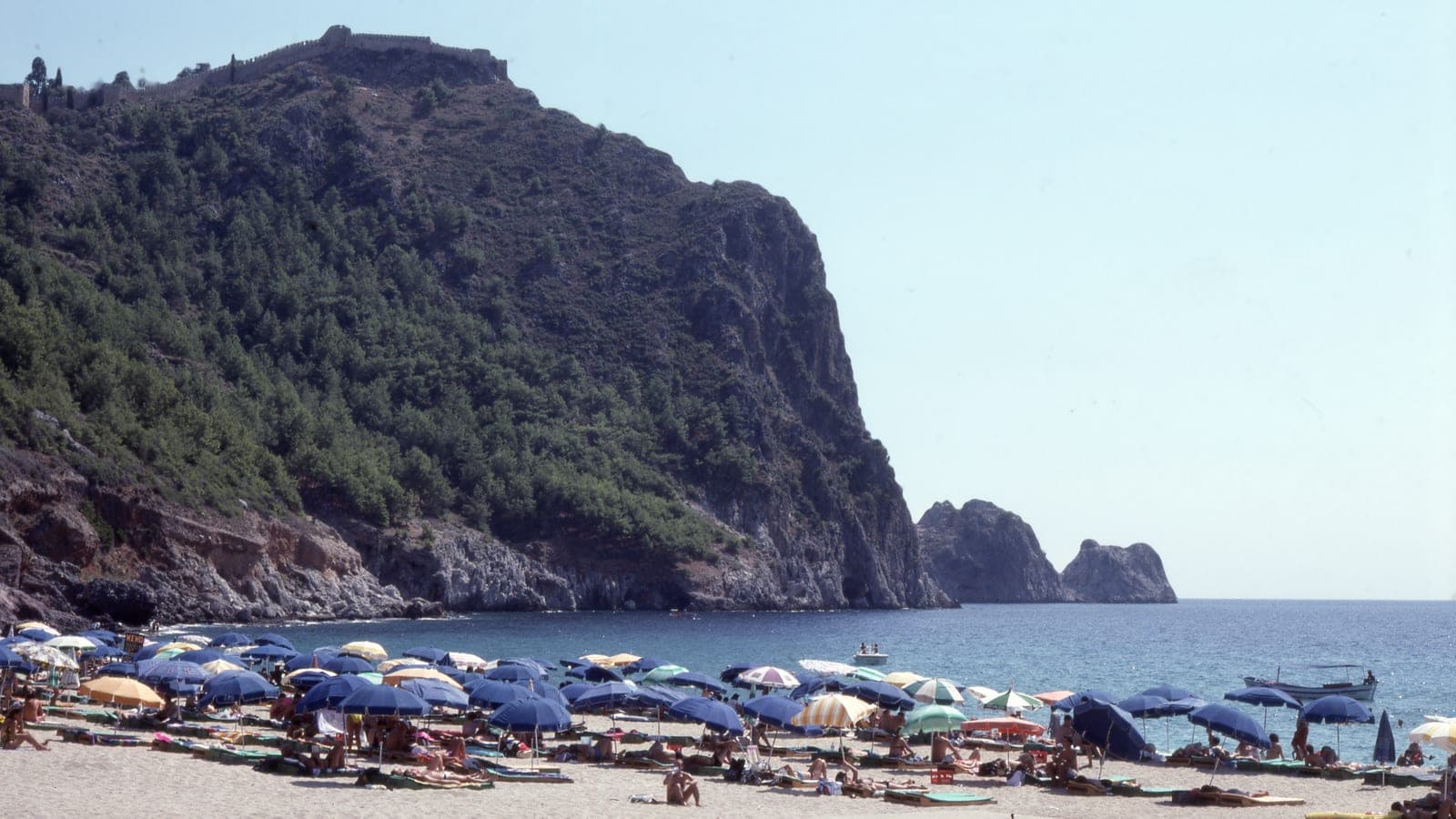 Cleopatra Beach: A Complete Guide to Alanya’s Sand